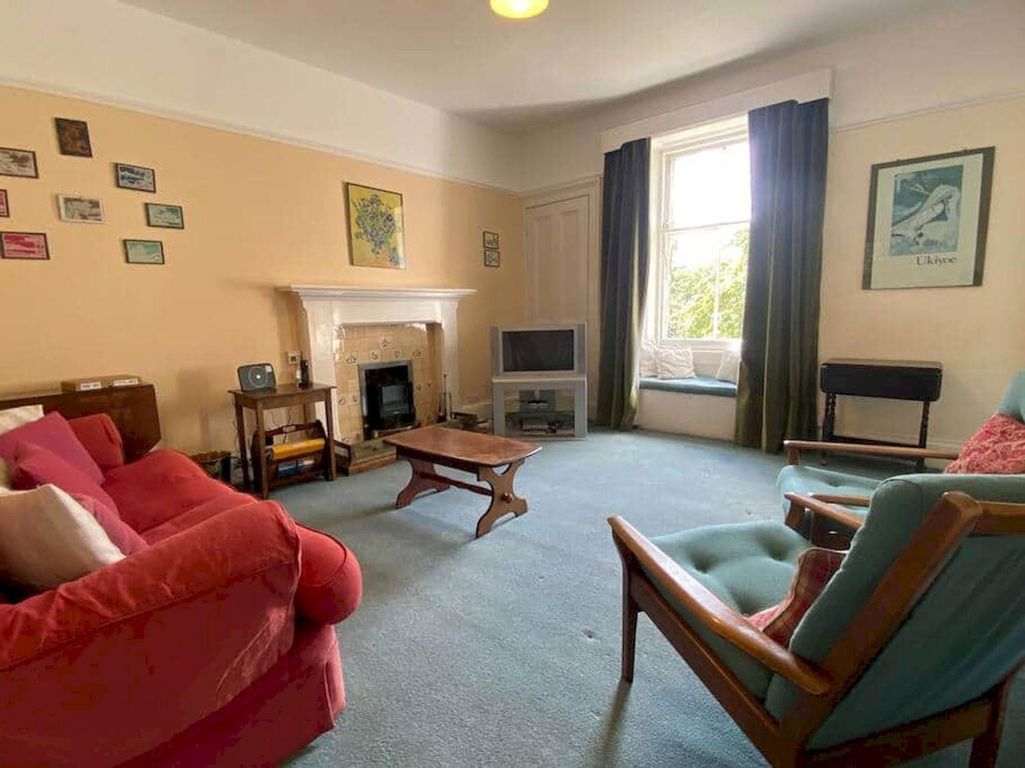 Abbotsford House Apartment